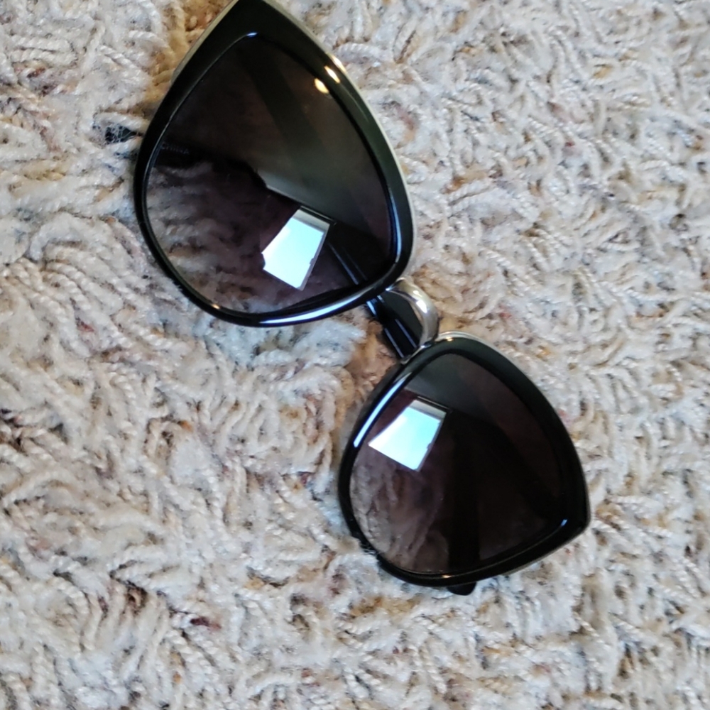 Francesca's cat eye sunglasses